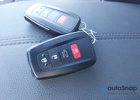 2023 Toyota Rav4 Hybrid Xse z USA, uszkodzony, nr VIN 4T3E6RFV2PU139614